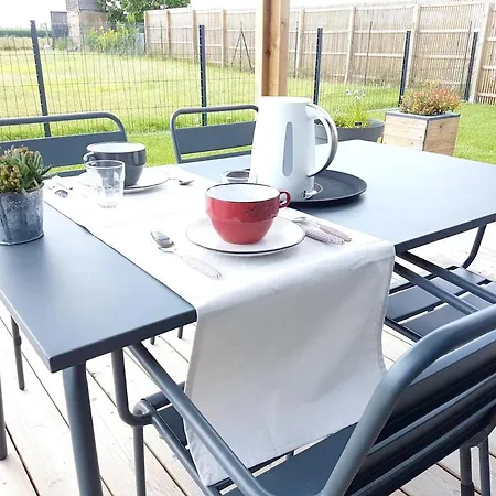 Feriehus Maison Chaleureuse A Avec Jardin Clos 86 M² *